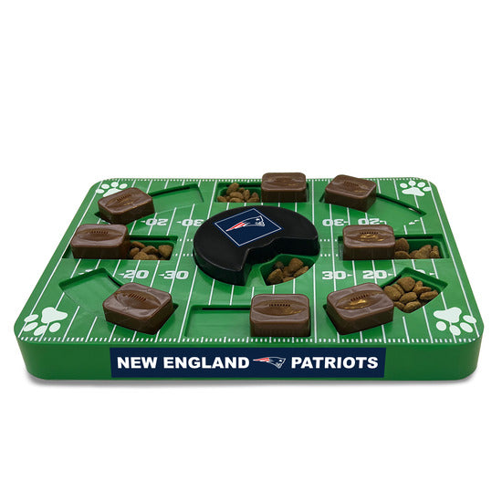 New England Patriots Interactive Puzzle Treat Toy