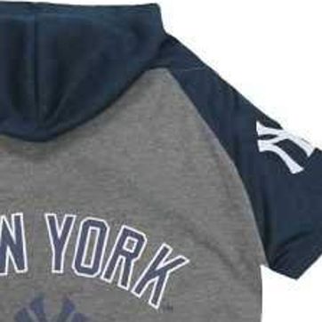 Sleeveless discount yankees hoodie