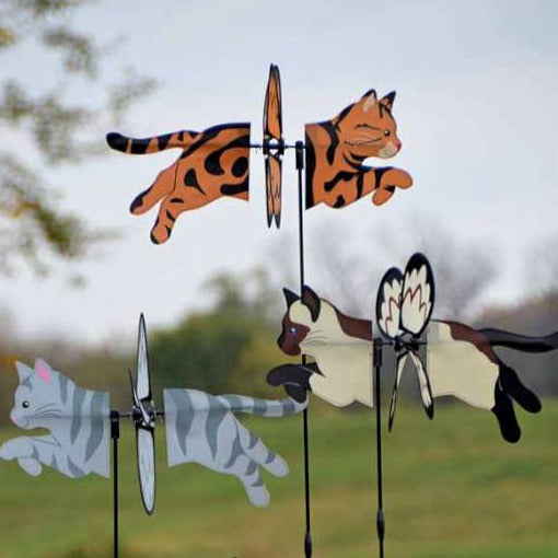 Tabby Cat Petite Garden Spinner - 3 Red Rovers