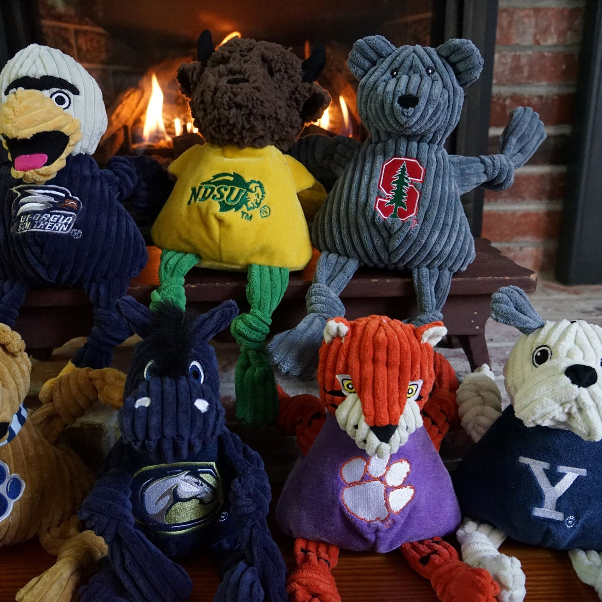 NCAA North Dakota State University, Thundar The Bison Knottie® Plush Dog Toy