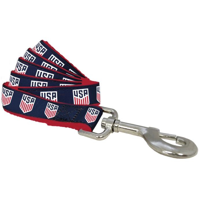 US Soccer Federation Dog Collar and Leash