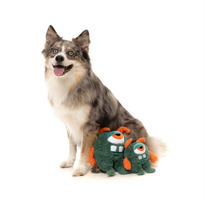 The Yardsters Legstrong Khaki Pet Toy